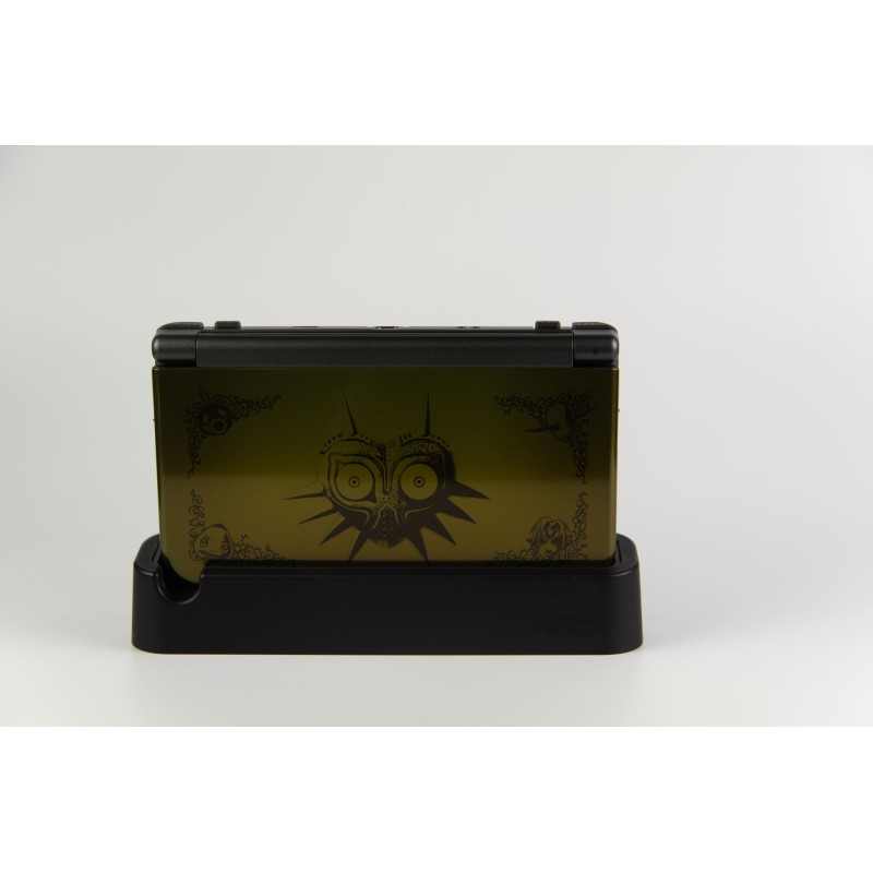 Nintendo 3DS XL : Edition spéciale Zelda Nintendo 3DS XL : Edition spéciale Zelda